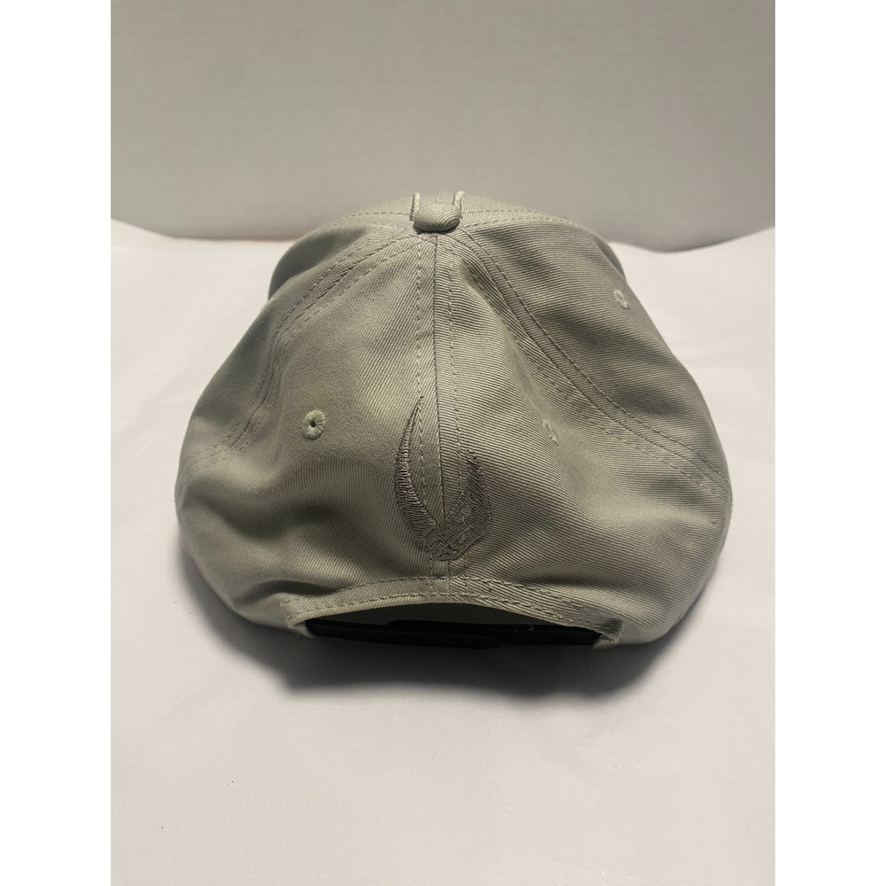 Star Wars The Mandalorian Disney Store Gray Beskar Helmet Snapback Hat Mudhorn - Picture 2 of 4